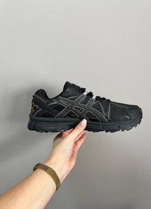 Кроссовки asics