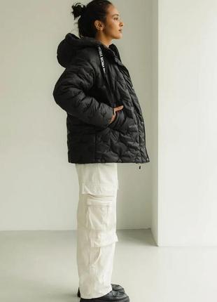 Теплая зимняя куртка стеганая с капюшоном 42-52 размеры разные цвета черная7 фото