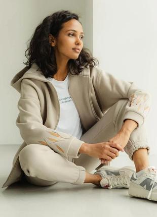 Дуже тепла жіноча товстовка на замку з оригінальним малюнком колосків 42-52 розміри...