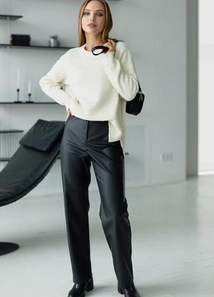 Качественный женский джемпер оверсайз удлиненный сзади 42-50 размеры разные цвета молочный4 фото
