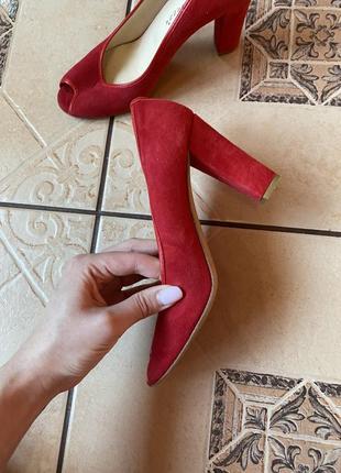 Туфли открытый носок красные замшевые италия 38 размер1 фото