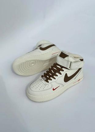 Жіночі зимові кросівки бежеві з коричневим nike air force high shadow brown2 фото