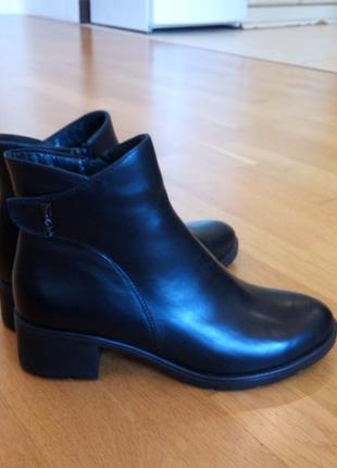 Напівчеревики шкіра. розмір: 37, 38