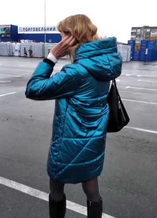 Куртка демісезонна з капюшоном з водонепроникної тканини2 фото