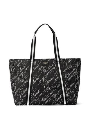 NWT Victoria's Secret Pebbled V-Quilt Bond Street Shoulder Bag - Black