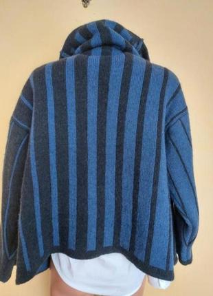 Теплый объемный свитер,кардиган8 фото