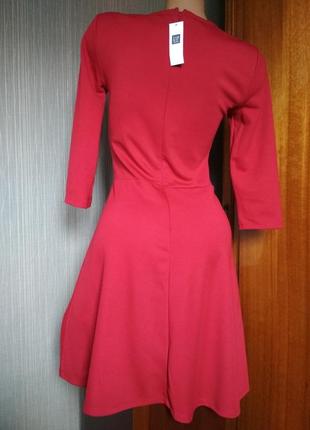 Gap. новое плотное бордово-красное платье миди5 фото