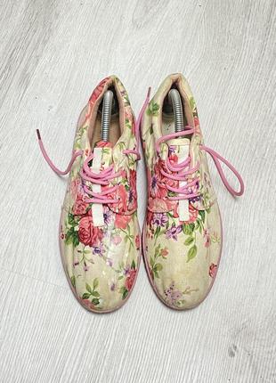 Кроссовки фирмы cube.размер 39.кеды