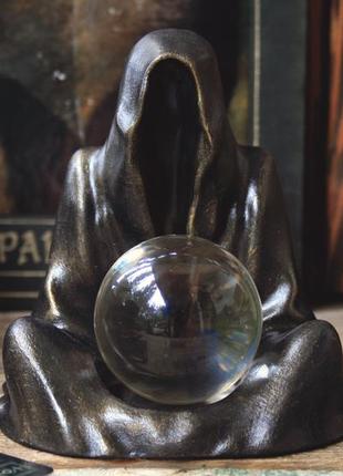 Подсвечник из бетона «призрачный волшебник»