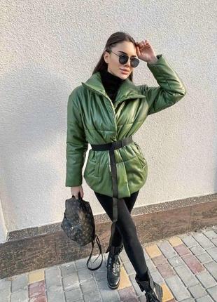 Короткая кожаная куртка капюшон пуховик зима эко кожа кожаное пальто куртка с капюшоном7 фото