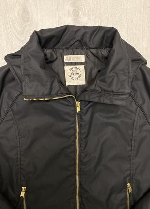 В наяности куртка h&amp;m,размер s, состояние новой вещи5 фото