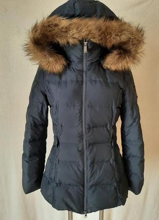 Зимний натуральный пуховик фирмы Tommy hilfiger p. m