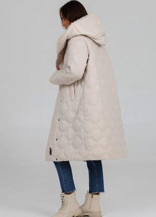 Зимове пальто lora duvetti на верблюжій шерсті з штучним хутром норки, розміри 486 фото