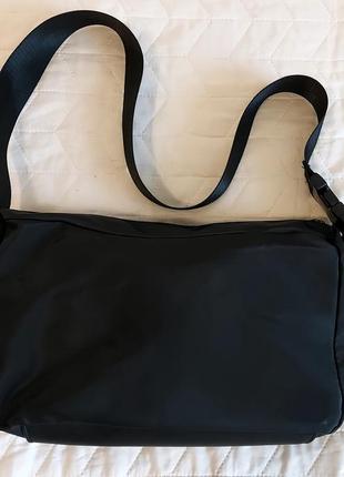 Средняя черная мягкая сумка2 фото