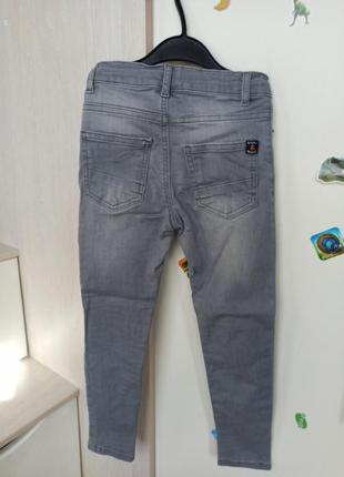 Серые джинсы слим2 фото