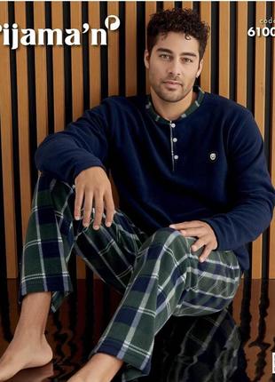 Теплая флисовая пижама для мужчины, ксьюм для дома.