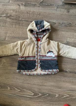 Детская куртка на осень на 3-6 месяцев