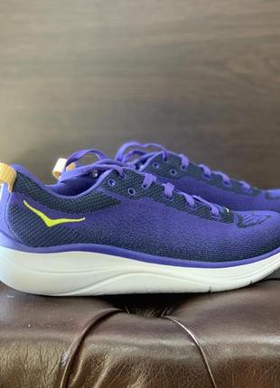 Hoka1 фото