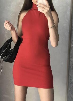 Привлекательное облегающее красное платье с открытой спиной missguided6 фото