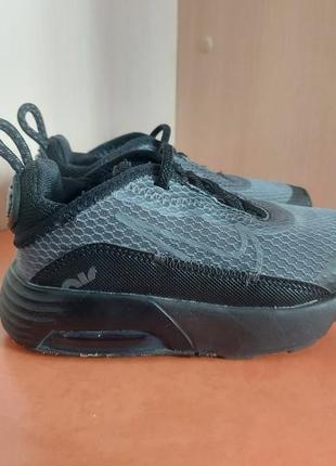 Детские кроссовки nike foamposite chrome blue light color page 2090
