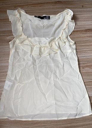 Молочна шовкова блуза з рюшами love moschino шелковая блуза с оборками шелковый топ3 фото