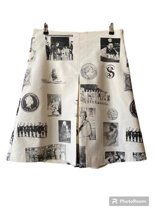 Фирменная юбка от st-martins до колена а-силуэт, ткань с фотографиями и фото королевы1 фото