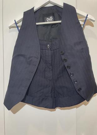 Костюм: шорты и жилет