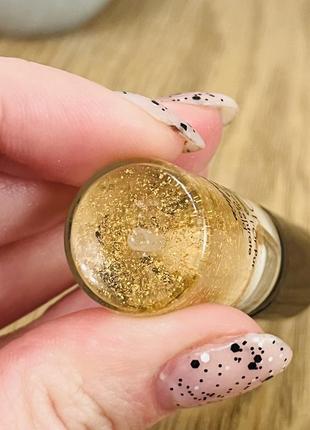 Оригінал guerlain l'or radiance concentrate with pure gold основа під макіяж з частинками золота оригинал база под макияж3 фото