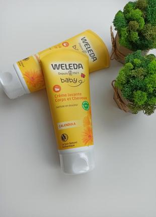 Weleda
bébé - очищающий крем для тела и волос с календулой