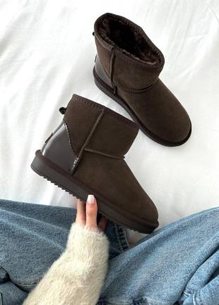 ugg logo slippers dark chocolate lacquer 🤎