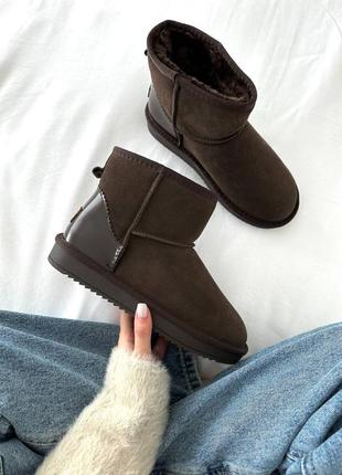 Ugg mini dark chocolate lacquer 🤎