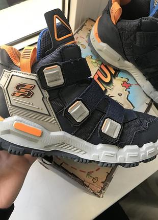 Кроссовки skechers 35 г.