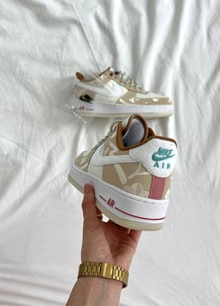 Женские кроссовки nike air force 1 white beige2 фото