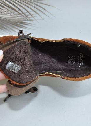 Утепленные замшевые ботинки в новом состоянии  ара нитечка7 фото