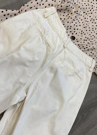 Белые джинсы8 фото