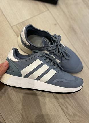 Кросівки adidas