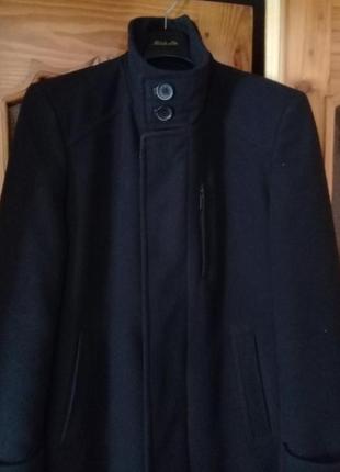Мужское демисезонное пальто в идеальном состоянии2 фото
