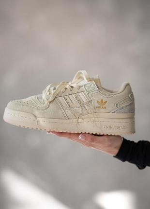 Кроссовки adidas forum