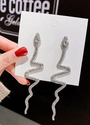 Сережки сережки у формі змії змія в каменях гвоздики віскі прикраси1 фото