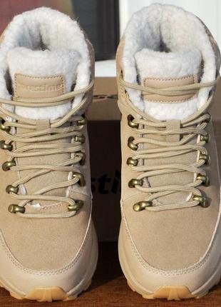 Размеры 36, 37, 38, 39, 41  зимние кожаные ботинки кроссовки restime, на меху, бежевые, полноразмерные6 фото