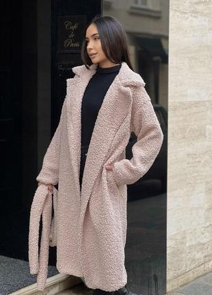 Крутое стильное пальто миди из искусственного меха тедди барашек овчина букле каракуль белое чёрное серое розовые пудровые голубое бежевое шубка4 фото