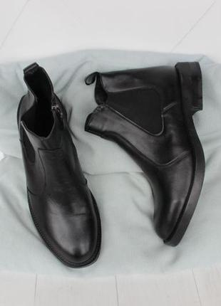 Демисезонные кожаные ботинки, ботильоны, челси 40 размера