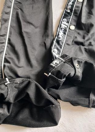 Спортивные штаны ellesse original на заклепках5 фото