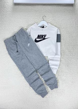 Спортивный костюм nike