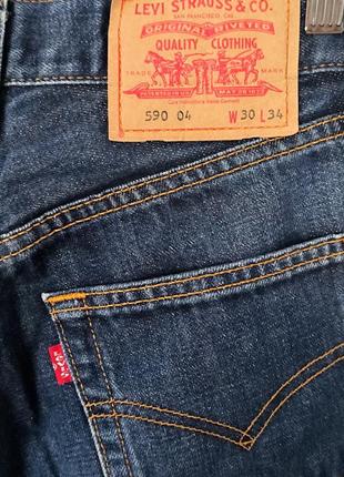 Джинсы прямые straight leg levis 590.