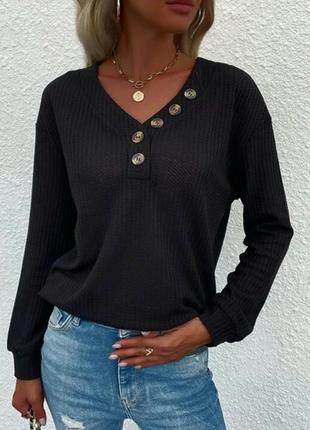 Женский свитер-пуловер