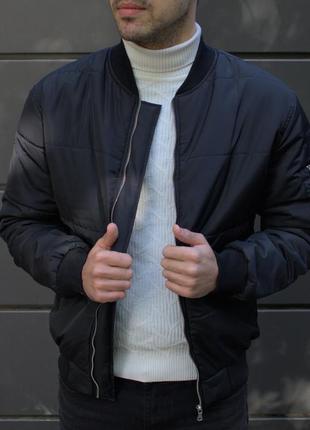 Стильная мужская куртка бомбер утепленная осенняя на синтепоне1 фото