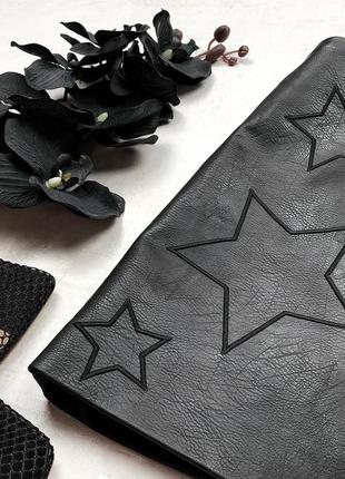 Шикарная мини-юбка h&m из эко кожи с вышивкой роскошными звездами и трендовой змеечкой спереди5 фото