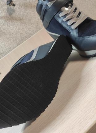 Продам сникерсы tommy hilfiger