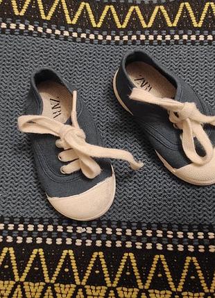 Кросівки, хайтопи, кеди zara пінетки zara
